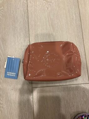 GAP X Summer Fridays Cosmetics Bag